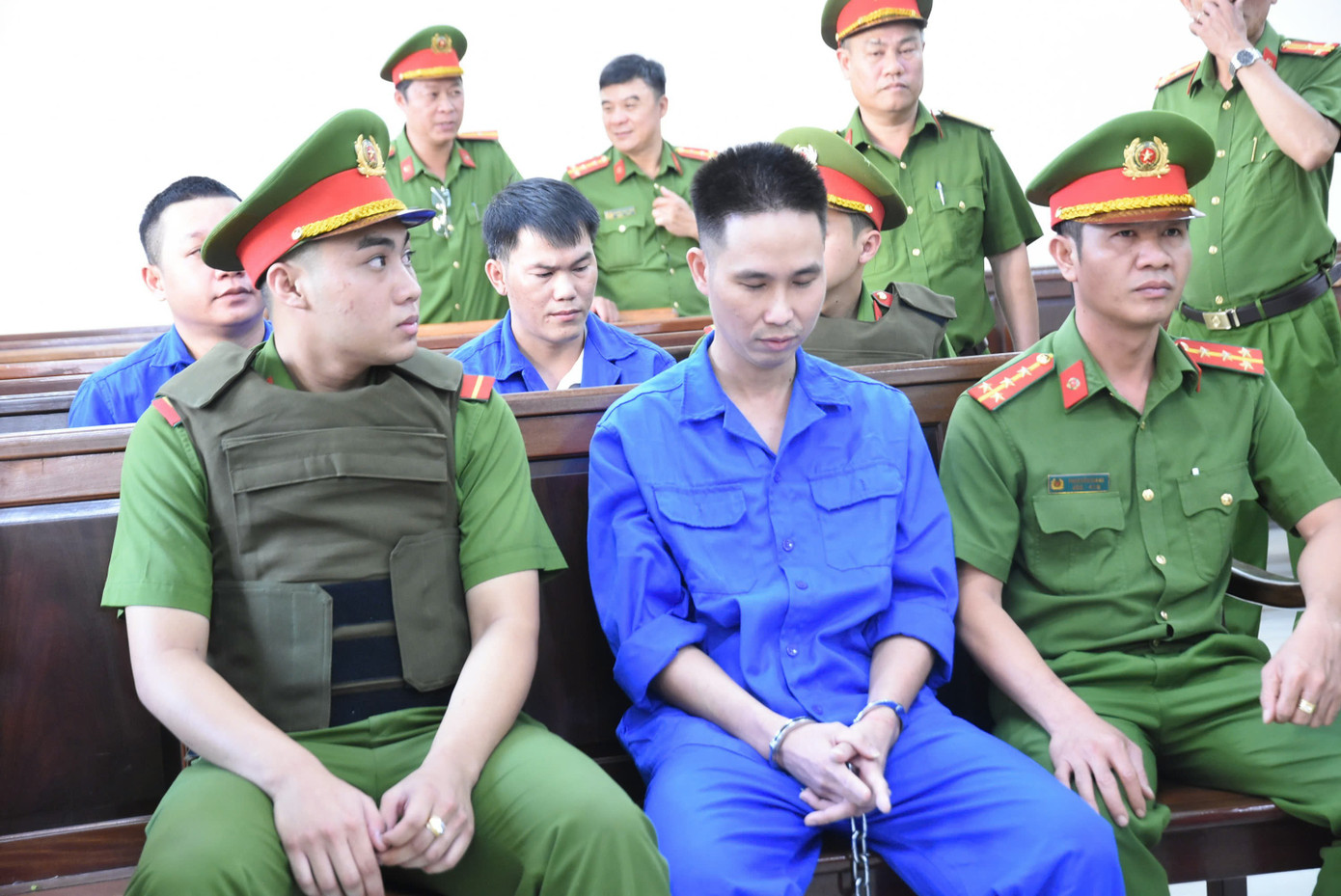 Lê Sỹ Tùng tại phiên tòa